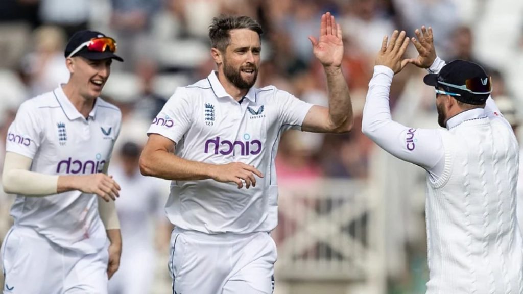Chris Woakes and Rocky Flintoff have been included in the England Lions squad for the unofficial Test series against India A.