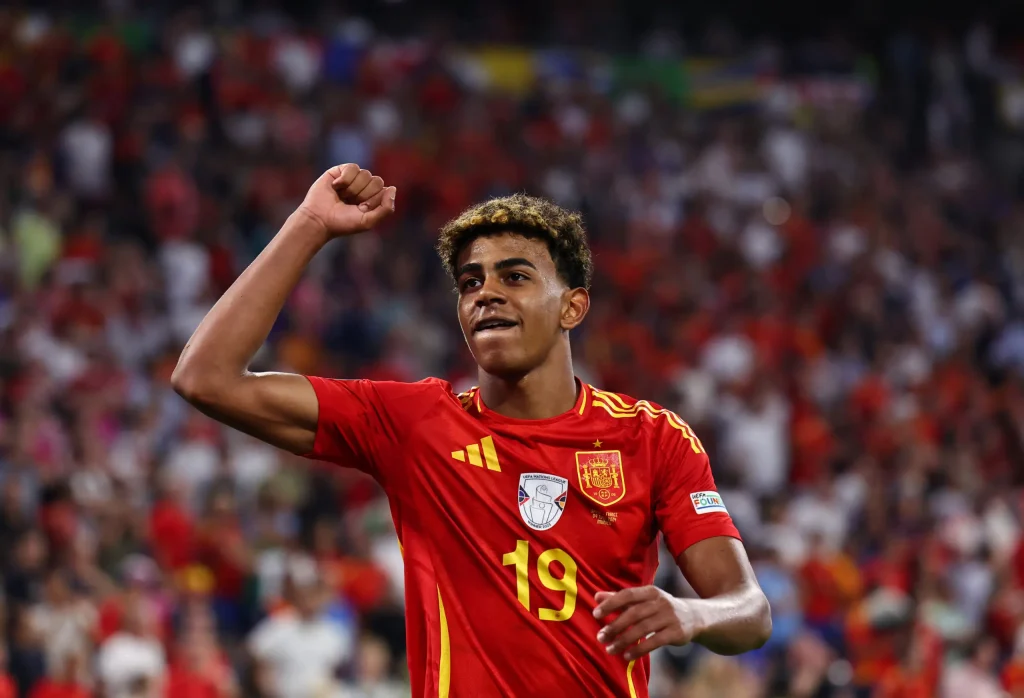 Spain Unveil Squad for Nations League Finals with Gavi and Isco Making a Comeback