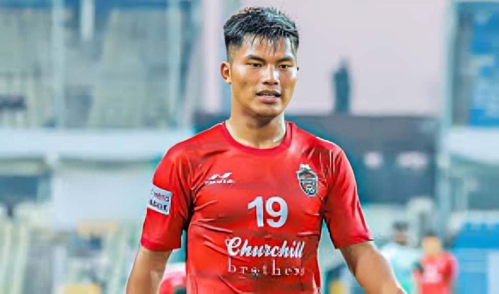 Hyderabad FC sign Lamgoulen Hangshing from Churchill Brothers for 2025-26 season.