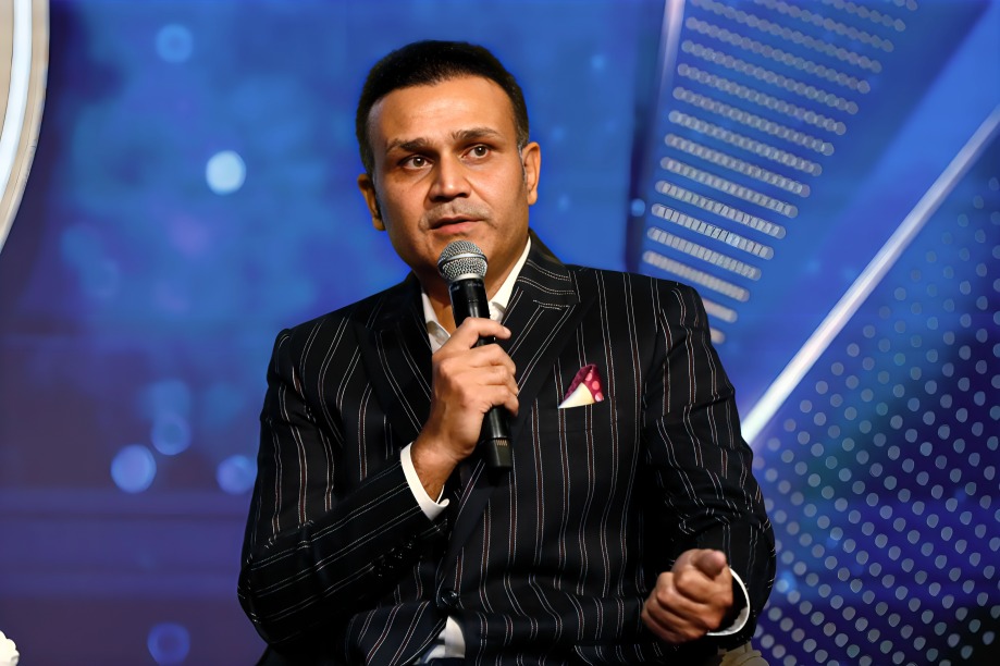 Asia Cup 2025: Virender Sehwag Gives Abhishek Sharma Valuable Advice – “Whenever You Reach 70…”